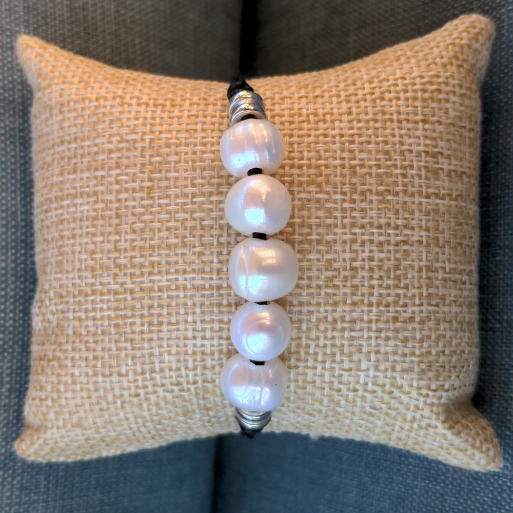 Fresh water pearl cord bracelet